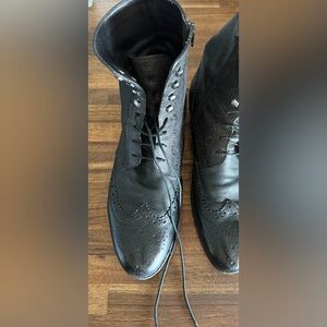 Hugo Boss Men's Black Leather Wingtip Derby Boots - Classic Lace-Up Oxford Style